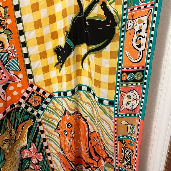 Bob Mackie silk scarf wearable art - Picture 2 of 6